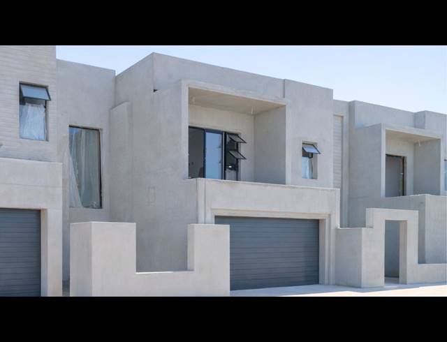 4 BEDROOM HOUSE FOR SALE IN SANDOWN